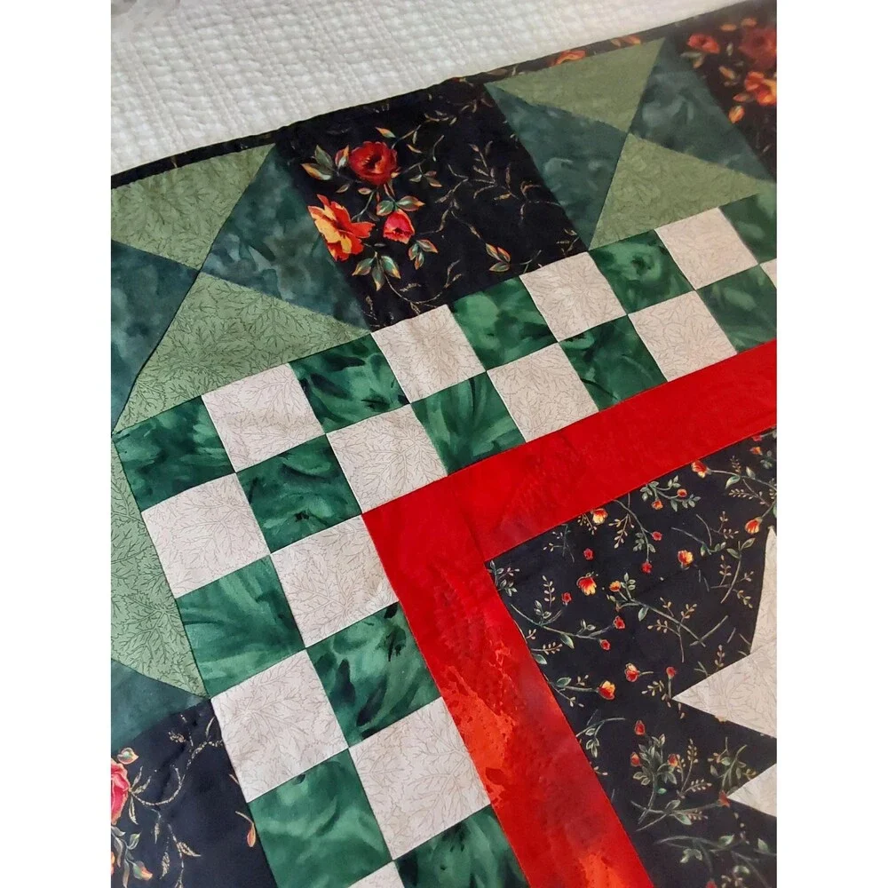 Tulip Pattern Quilted Throw
